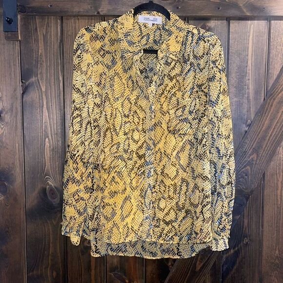 NWOT Diane Von Furstenberg Lorelei Abstract Print Blouse - Picture 3 of 7